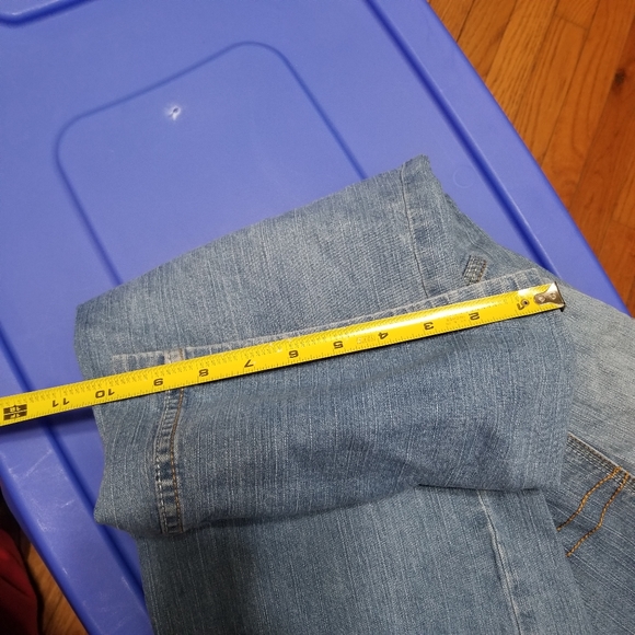 Women's plus petite jeans - Picture 11 of 14